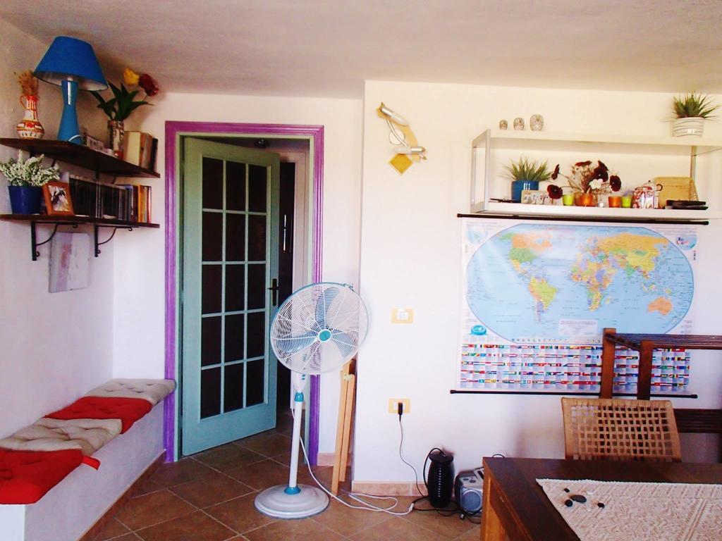 Eco Affittacamere Casa Maica Eco Guesthouse Stintino Kültér fotó